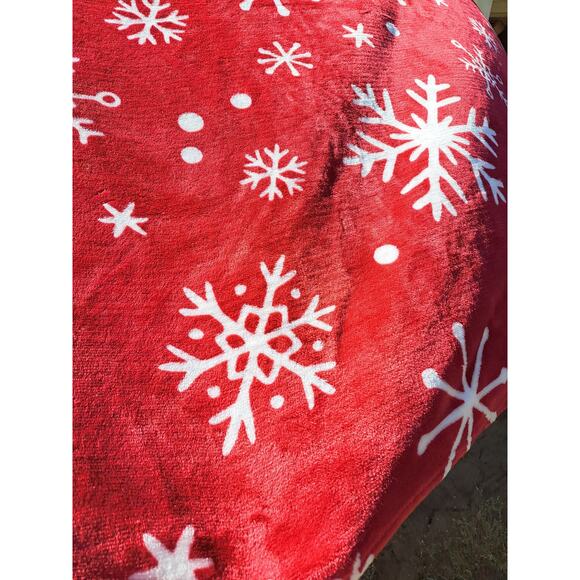 Christmas Winter Fleece Throw Blanket Red White Snowflake 60 in x 50 in - Picture 1 of 2